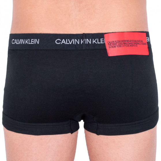 Vīriešu bokseru šorti Calvin Klein melni (NB1811A-001)